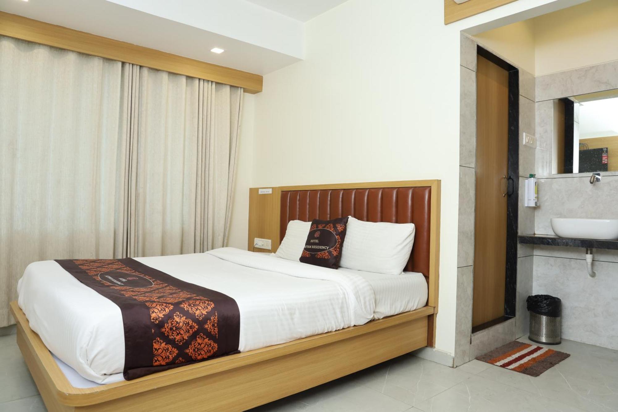 Hotel Satyam Residency Navi Mumbai Exterior foto